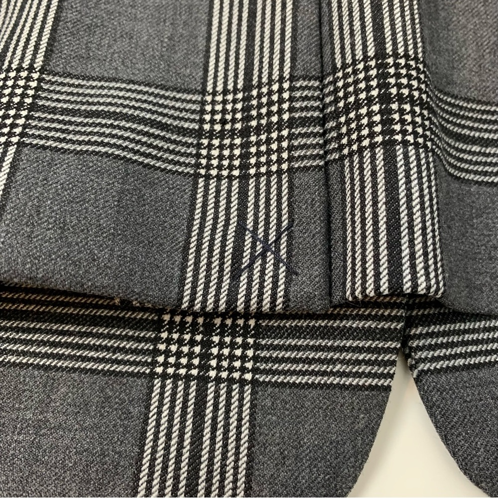 Riani Blazer Sz 8 Wool Blend 2 Buttons Black White Houndstooth Checkered Elegant - Picture 16 of 16